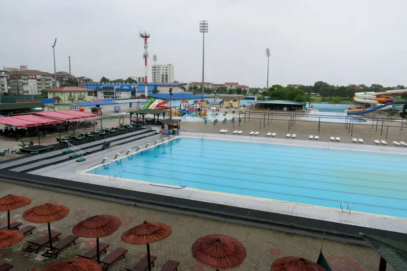 Olimpijski bazen pored apartmana u Jagodini
